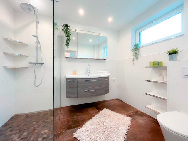 Wohnung 7 Komfort: Badezimmer mit barrierefreier Dusche